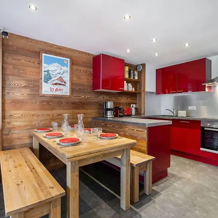 Chaleureux Proche Pistes, Parking Inclus, 6 Couchages